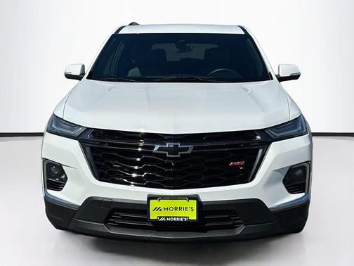 Summit White 2022 Chevrolet Traverse RS