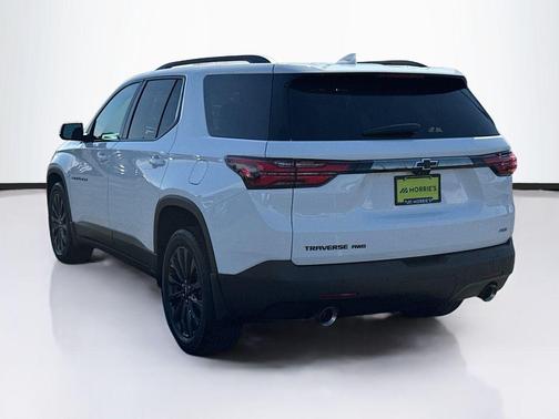 Summit White 2022 Chevrolet Traverse RS