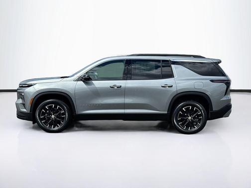 Sterling Gray Metallic 2026 Chevrolet Traverse LT