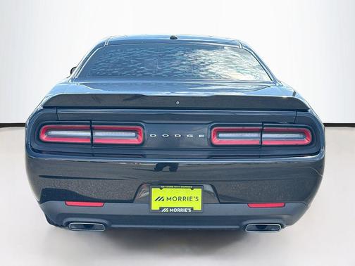 Pitch Black Clearcoat 2018 Dodge Challenger R/T