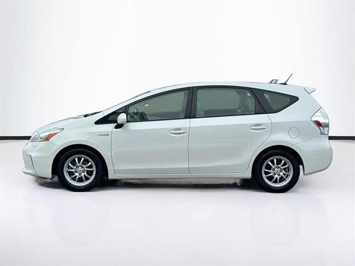 2012 Toyota Prius v Five
