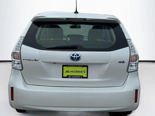 2012 Toyota Prius v Five