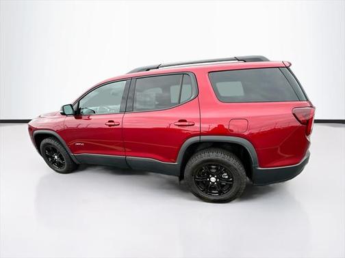 2023 GMC Acadia AWD AT4