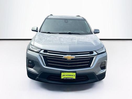 Sterling Gray Metallic 2023 Chevrolet Traverse LT Leather
