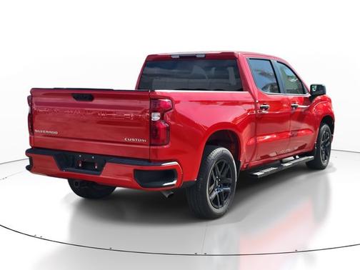 2023 Chevrolet Silverado 1500 CUSTOM