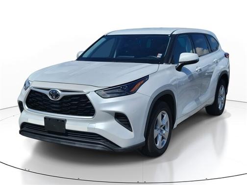 2022 Toyota Highlander L
