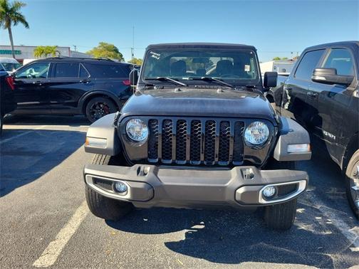 2023 Jeep Gladiator SPORT