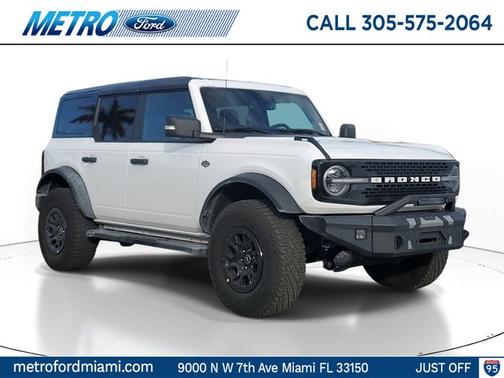 2024 Ford Bronco WILDTRAK