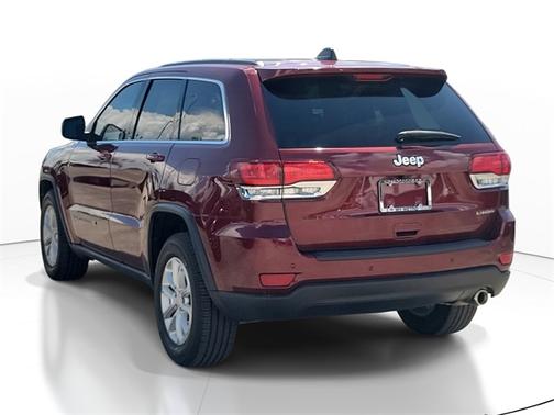 2022 Jeep Grand Cherokee LAREDO