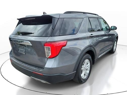 CARBONIZED GRAY METALLIC 2023 Ford Explorer XLT