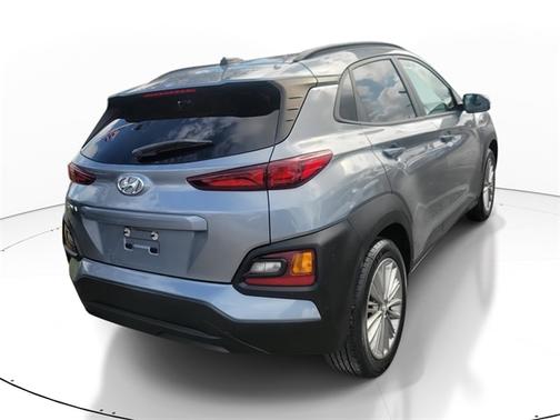 2021 Hyundai KONA SEL