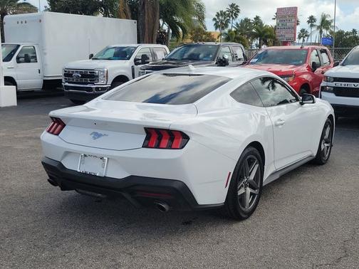 2025 Ford Mustang ECOBOOST