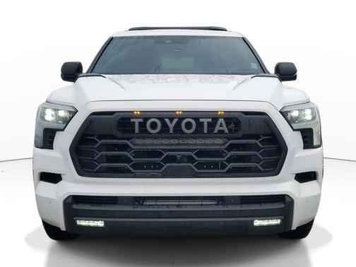 2025 Toyota Sequoia SR5