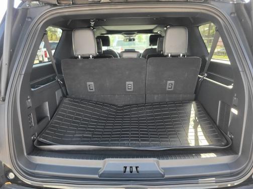 2024 Ford Expedition PLATINUM