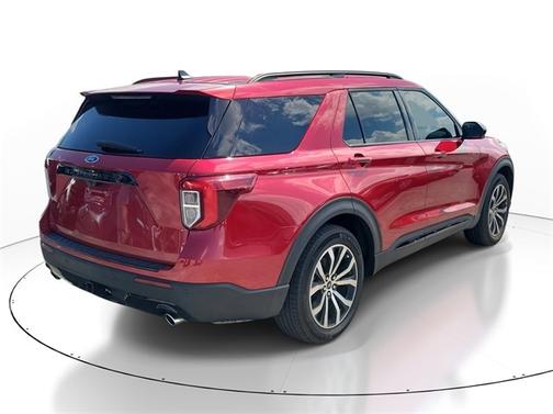 2023 Ford Explorer ST-LINE