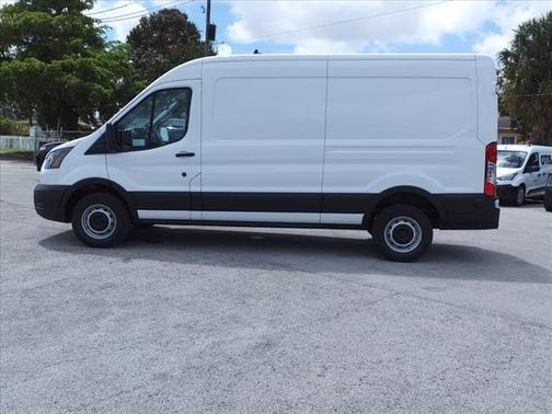 2024 Ford Transit-250 148 WB MEDIUM ROOF CARGO