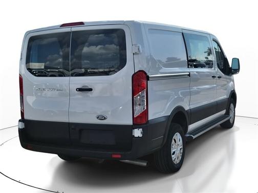 2024 Ford Transit-250 BASE