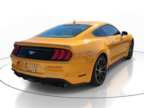 2022 Ford Mustang ECOBOOST