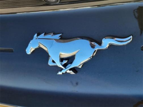 2022 Ford Mustang ECOBOOST