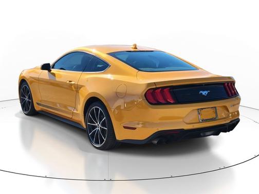2022 Ford Mustang ECOBOOST