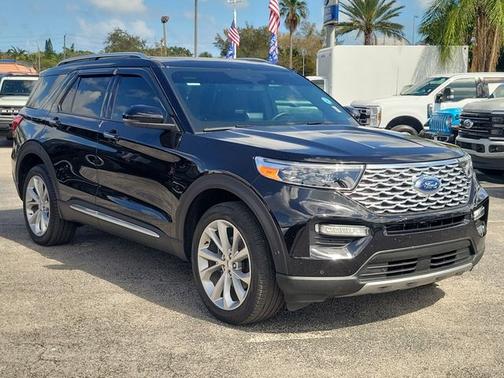 2023 Ford Explorer PLATINUM