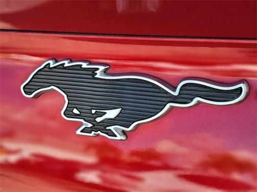 2021 Ford Mustang Mach-E SELECT