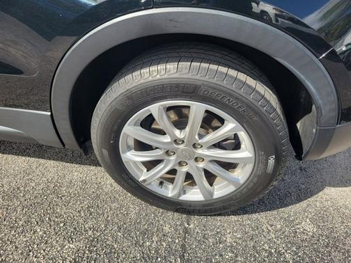 Stellar Black Metallic 2019 Cadillac XT4 LUXURY