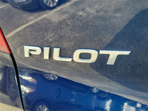 2022 Honda Pilot TOURING 8-PASSENGER