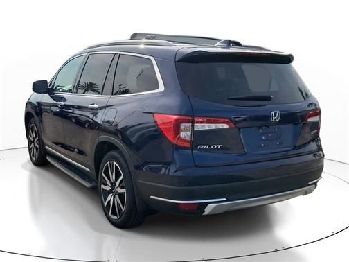 2022 Honda Pilot TOURING 8-PASSENGER