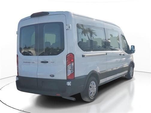 2022 Ford Transit-350 XLT