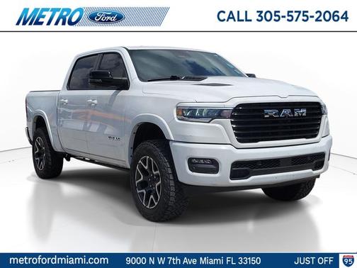 Bright White Clearcoat 2025 RAM 1500 LARAMIE