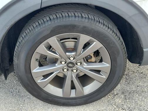OXFORD WHITE 2021 Ford Explorer XLT