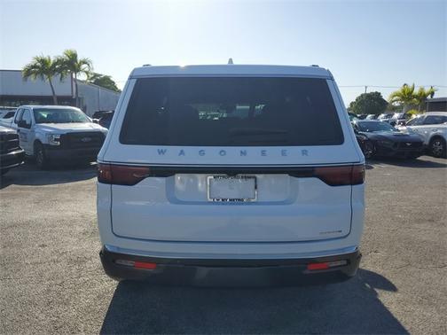 2022 Jeep Wagoneer SERIES II