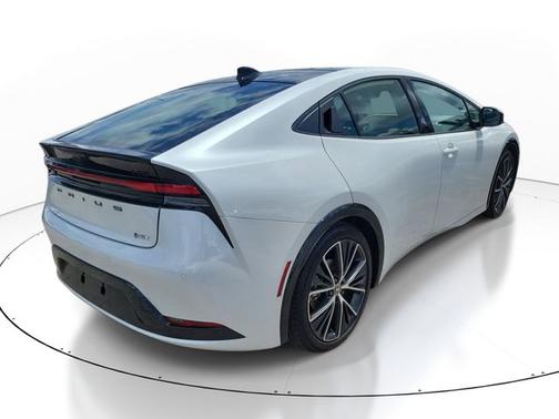 Wind Chill Pearl 2025 Toyota Prius LE