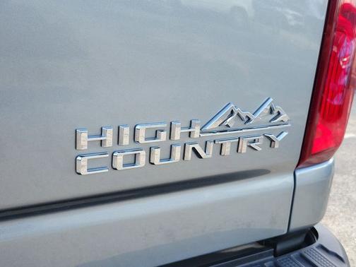 Sterling Gray Metallic 2024 Chevrolet Silverado 2500 HIGH COUNTRY