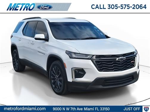 Summit White 2022 Chevrolet Traverse RS SUV