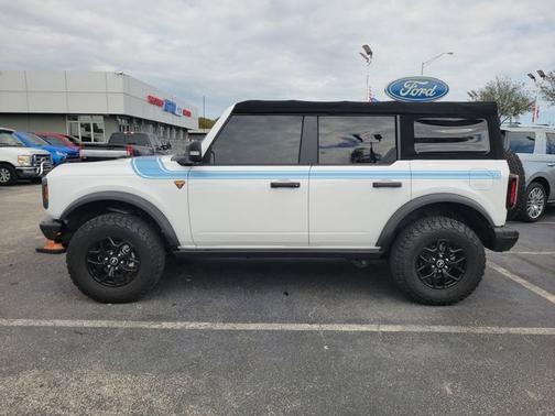 2021 Ford Bronco BADLANDS