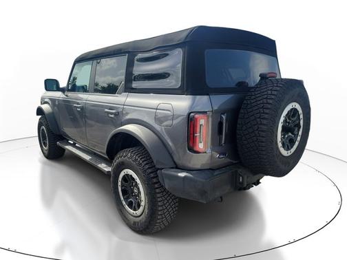 CARBONIZED GRAY METALLIC 2023 Ford Bronco OUTER BANKS