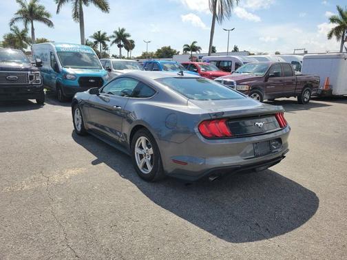 2022 Ford Mustang ECOBOOST