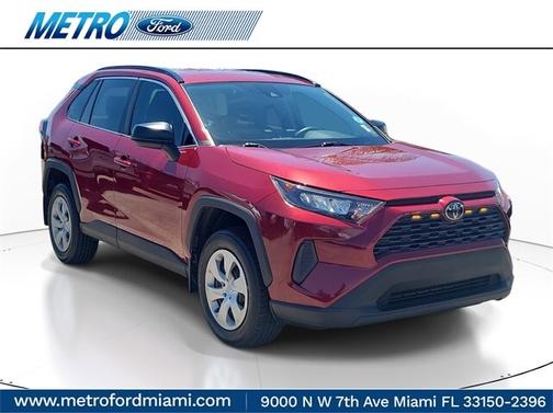 2020 Toyota RAV4 LE