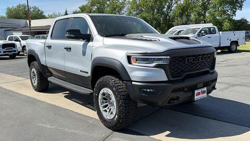 Silver Zynith 2026 RAM 1500 RHO