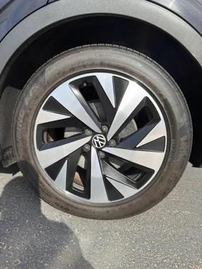 2023 Volkswagen ID.4 Standard