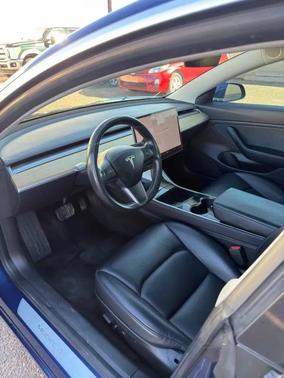 2019 Tesla Model 3 Mid Range