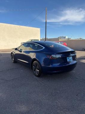 2019 Tesla Model 3 Mid Range
