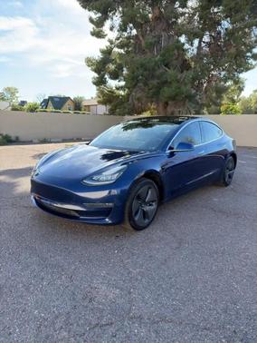 2019 Tesla Model 3 Mid Range