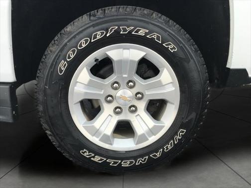 2017 Chevrolet Silverado 1500 2LT