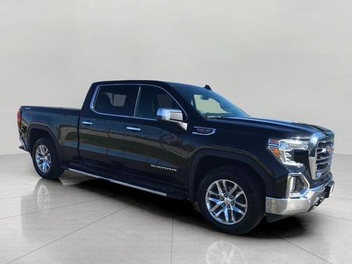 Onyx Black 2022 GMC Sierra 1500 SLT