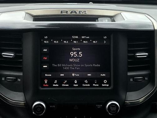 Diamond Black Crystal Pearl 2019 RAM 1500 Rebel