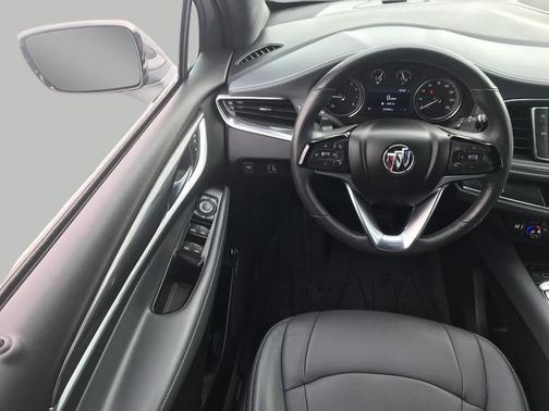 2023 Buick Enclave Essence AWD