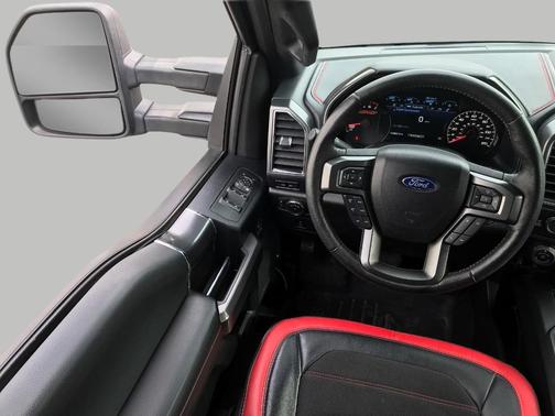 2017 Ford F-150 CREW CAB PICKUP - SHORT BED